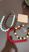 Collares de bolas