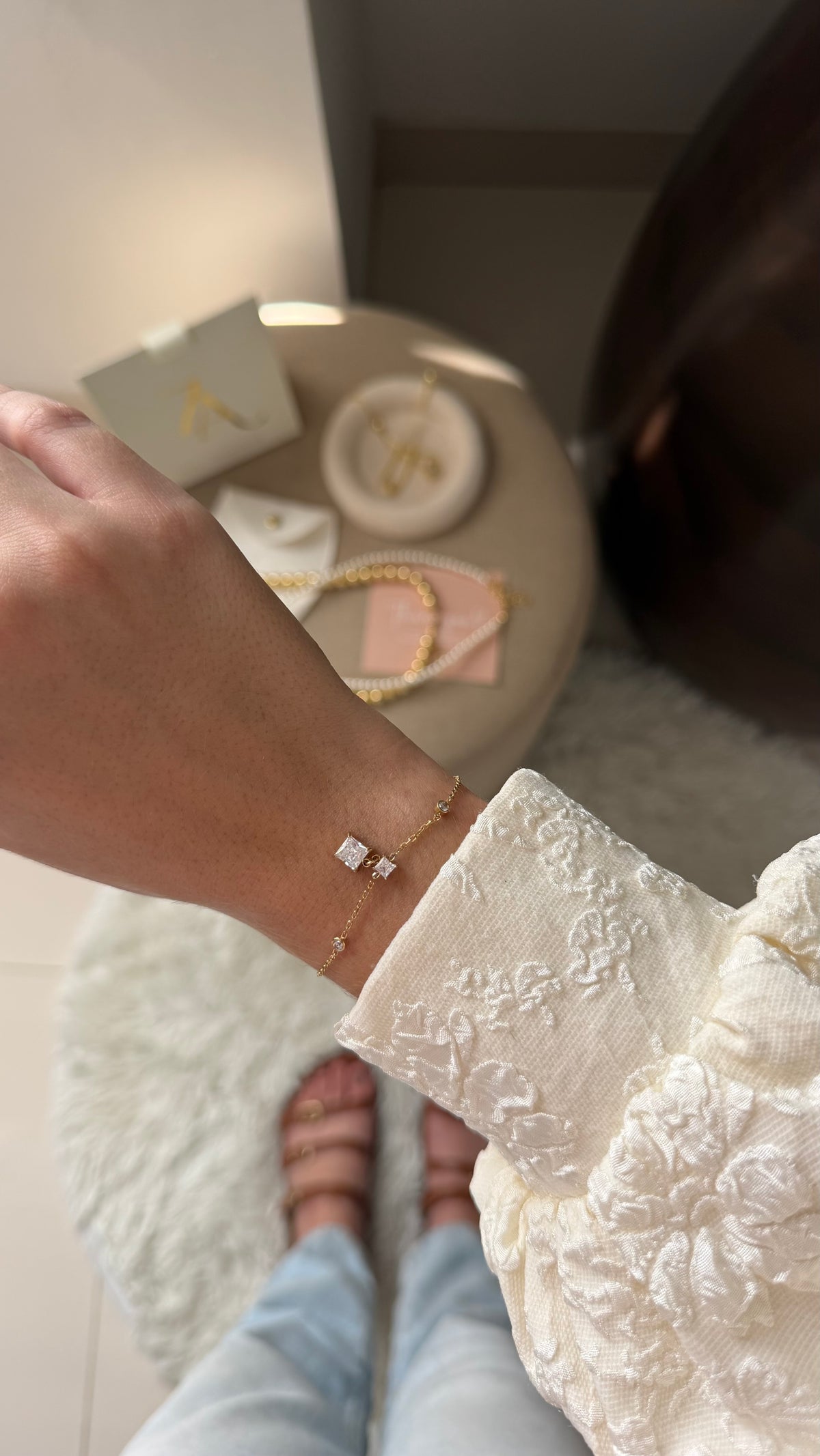 Pulserita con puntos de luz