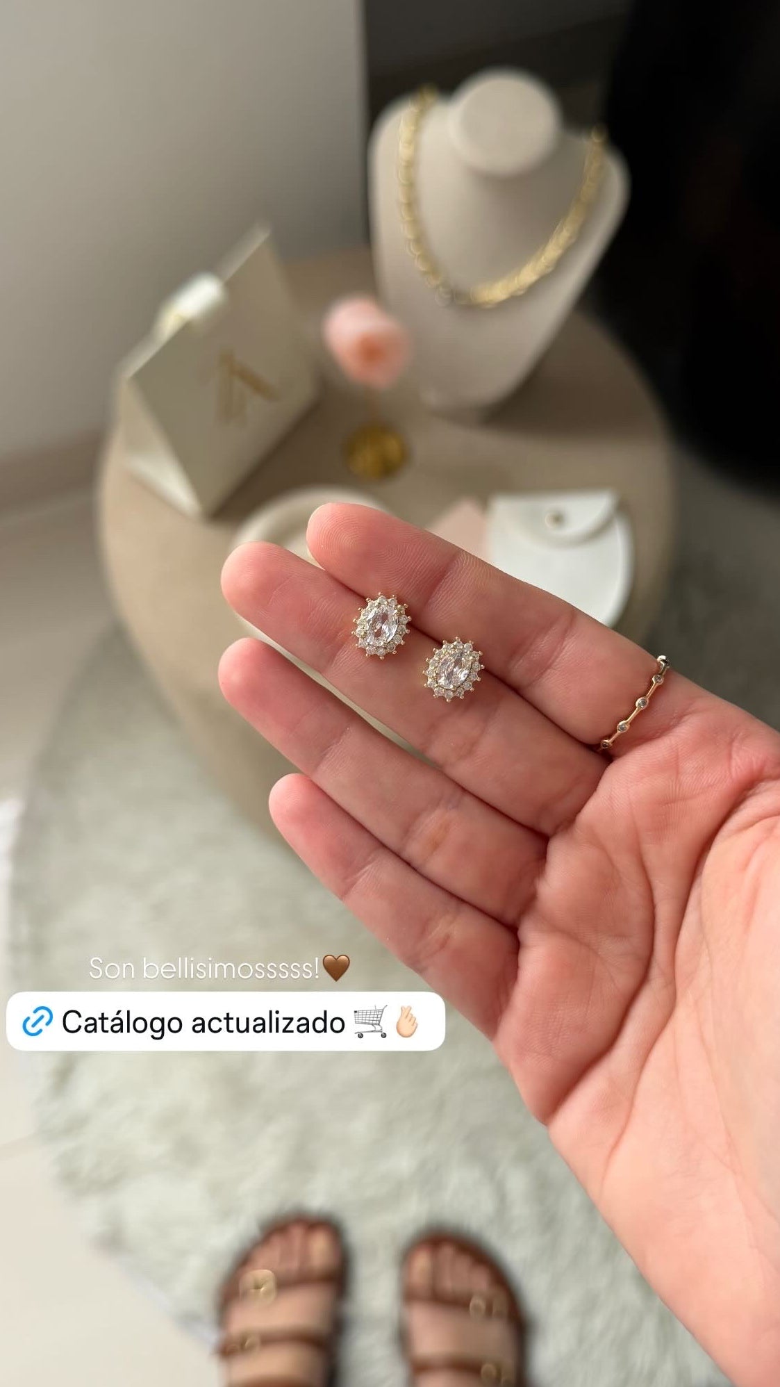Aretes elegantes pequeños