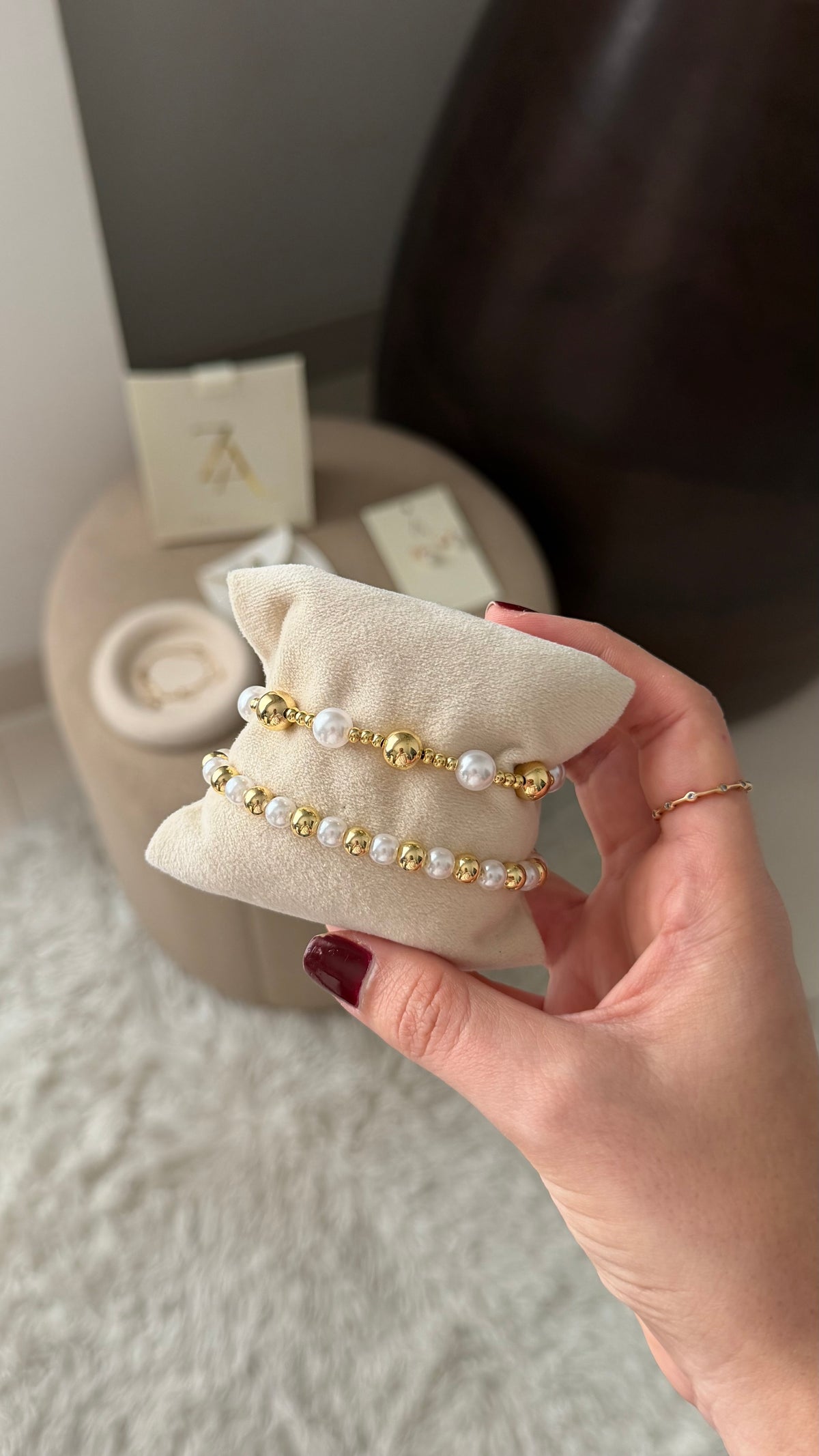 Pulseras de perlas c/una