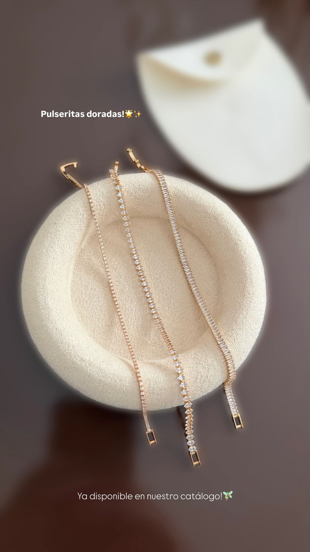 Pulseras dorada